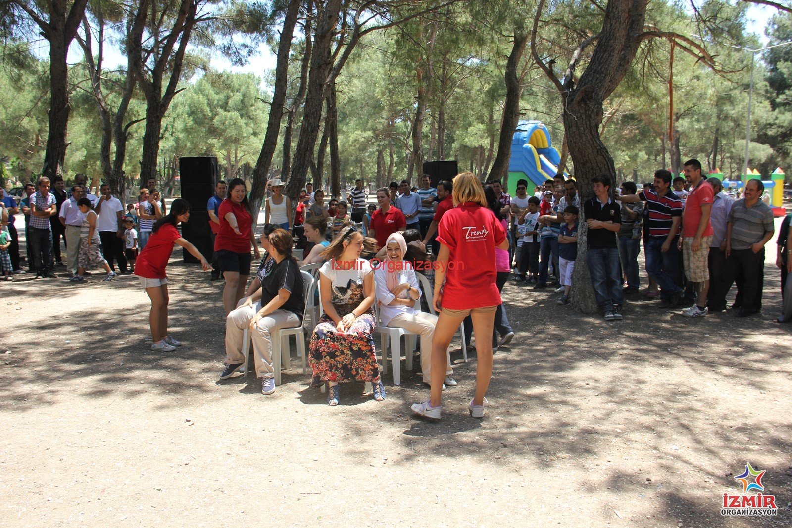İzmir Sandalye Kapma Oyunu