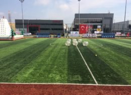 İzmir Balon Futbolu Oyunu